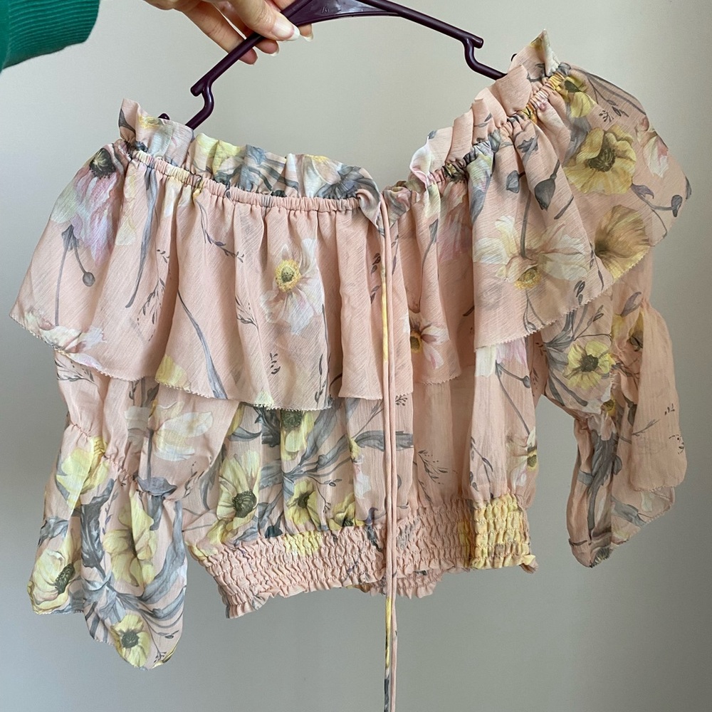 H&M hm Off the Shoulder Ruffle Beige Pink Yellow Floral Print Chiffon Top 2 NWT - Picture 5 of 16